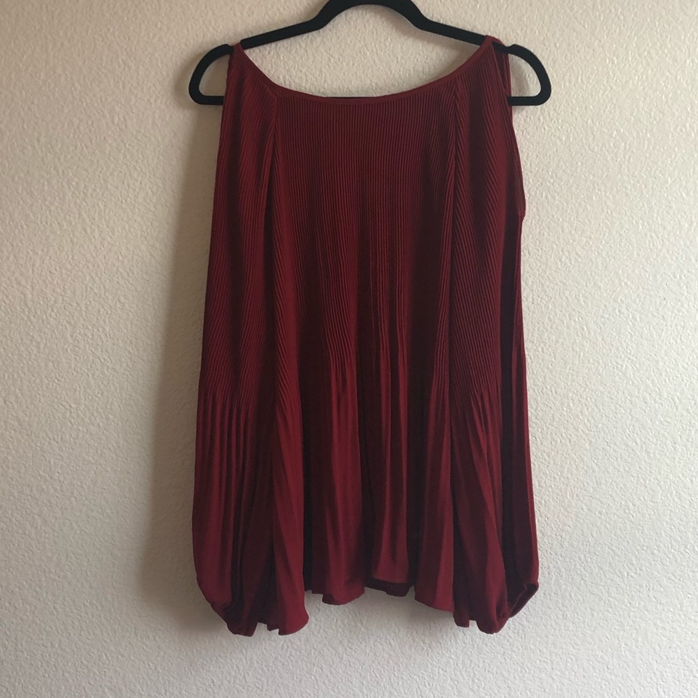 Bobeau Red Pleated Long Sleeve Shoulderless Top XL
